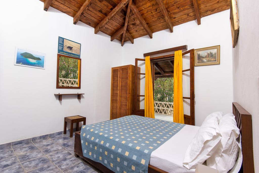 Liuba Houses Vasilikos  Room photo